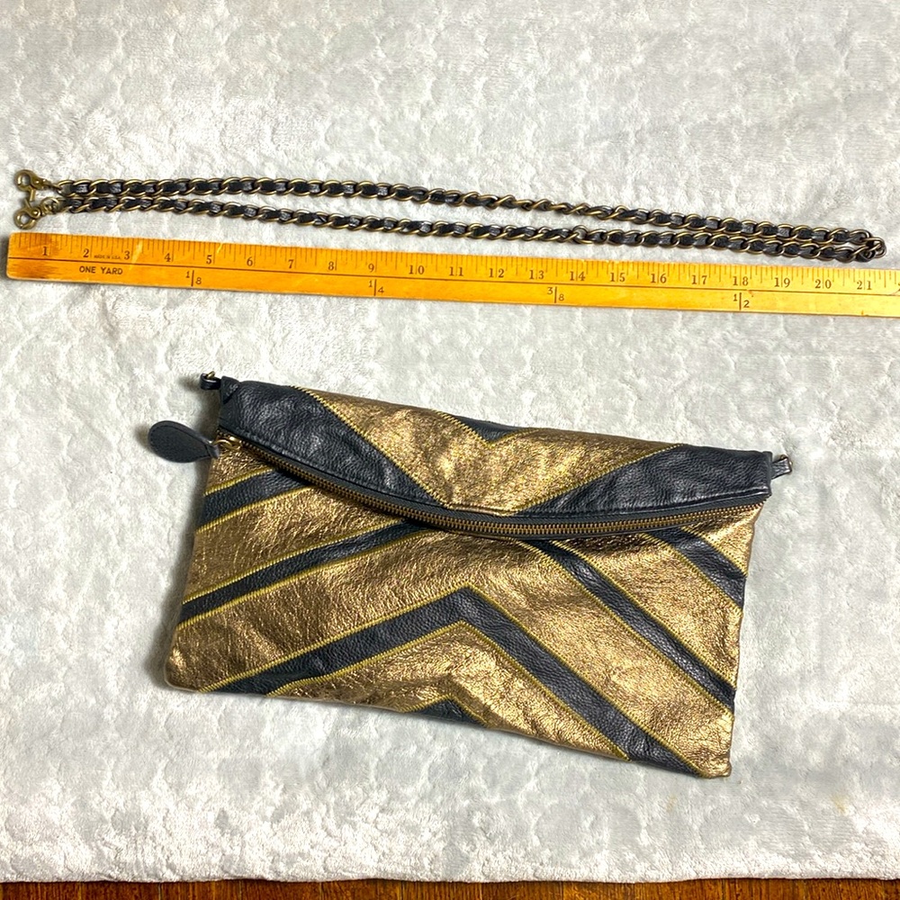 Vintage Helena De Natalio Metallic Gold Black Crinkled Leather Clutch Crossbody - Picture 12 of 13